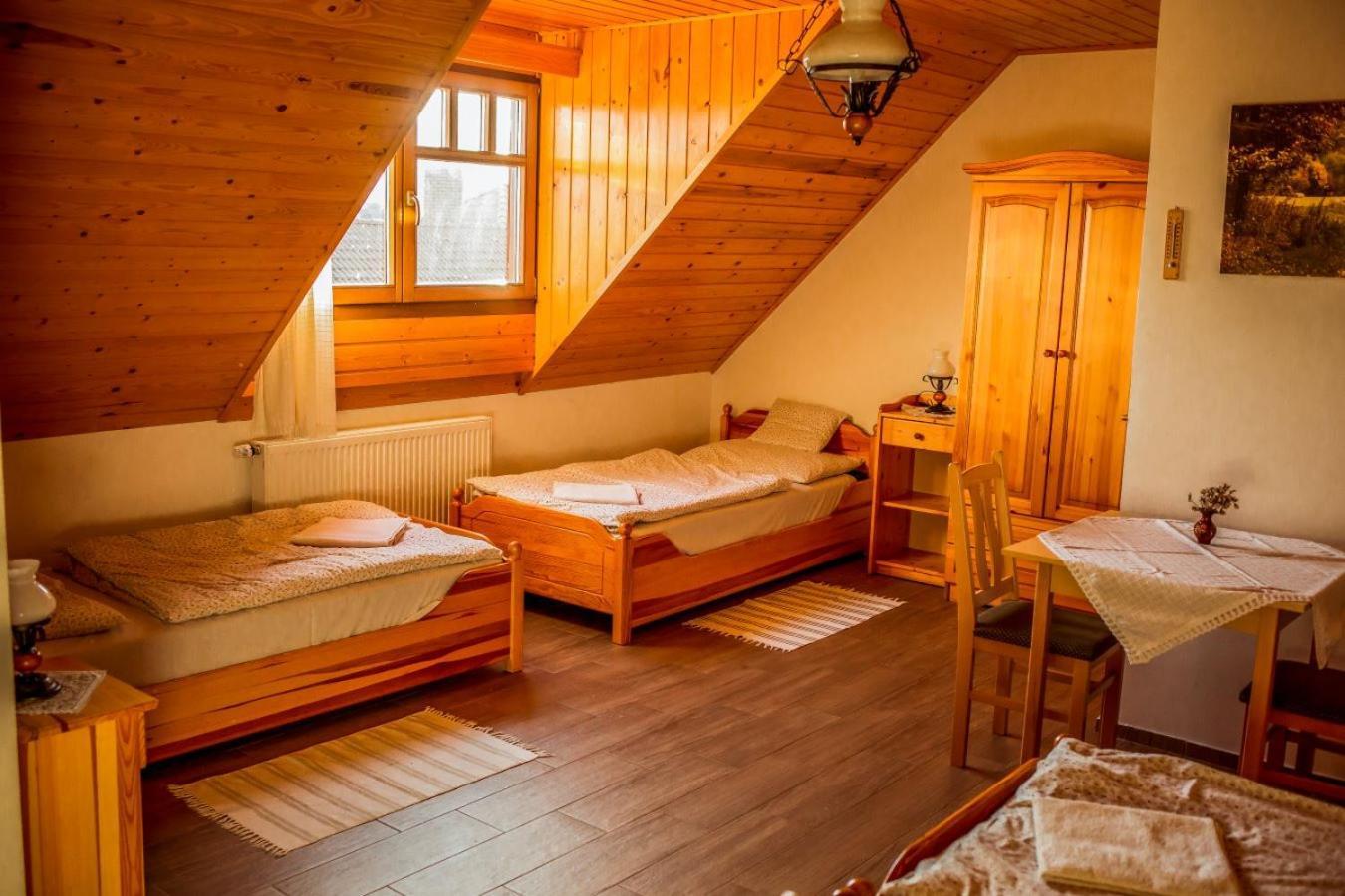 Nosztalgia Vendeghaz Hotell Zalaegerszeg Eksteriør bilde